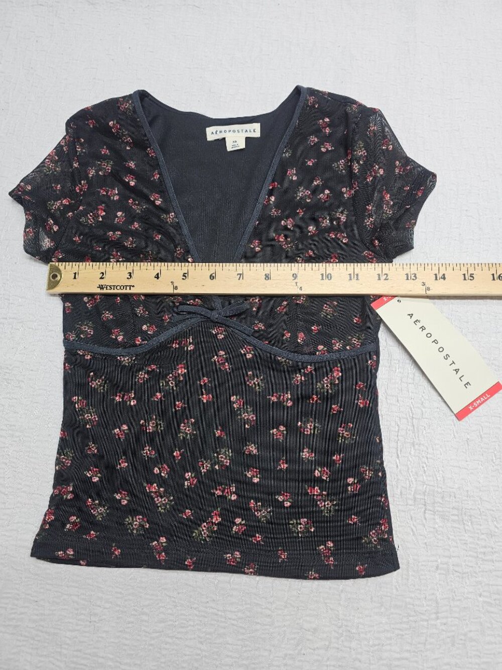 Aeropostale Women's Mesh V-Neck Crop Top Dark Black Size XS - Picture 5 of 6